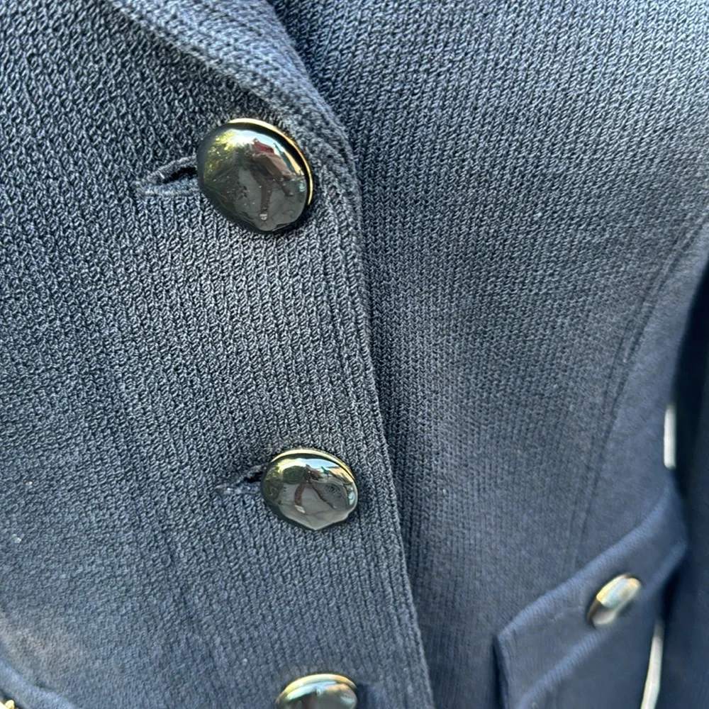St. John Black Blazer - Picture 4 of 12